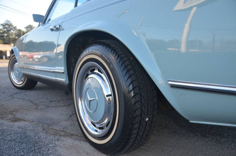 1969 Mercedes-Benz 280-Class