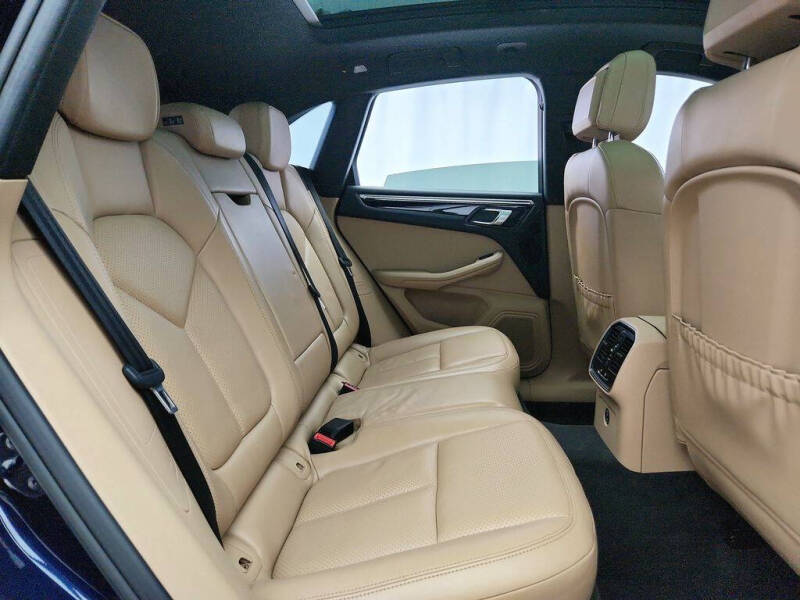 2020 Porsche Macan