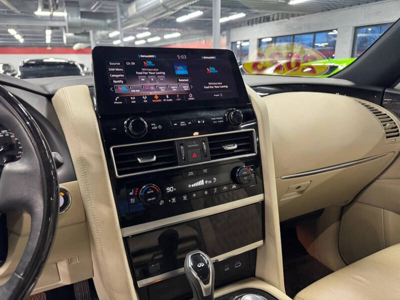 2023 Infiniti QX80 Sensory