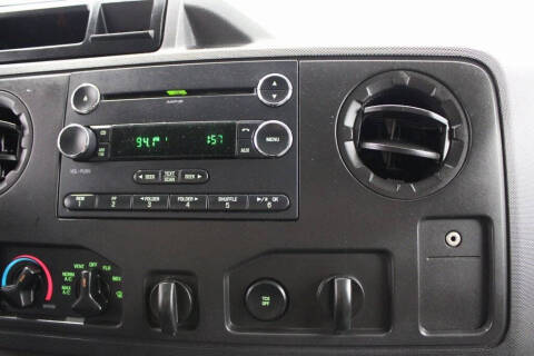 2013 Ford E-Series E-350 SD