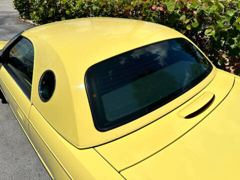 2002 Ford Thunderbird Deluxe