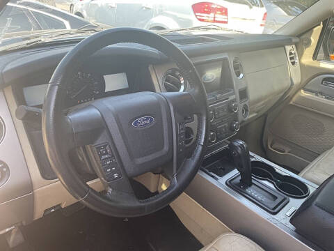 2017 Ford Expedition EL XLT