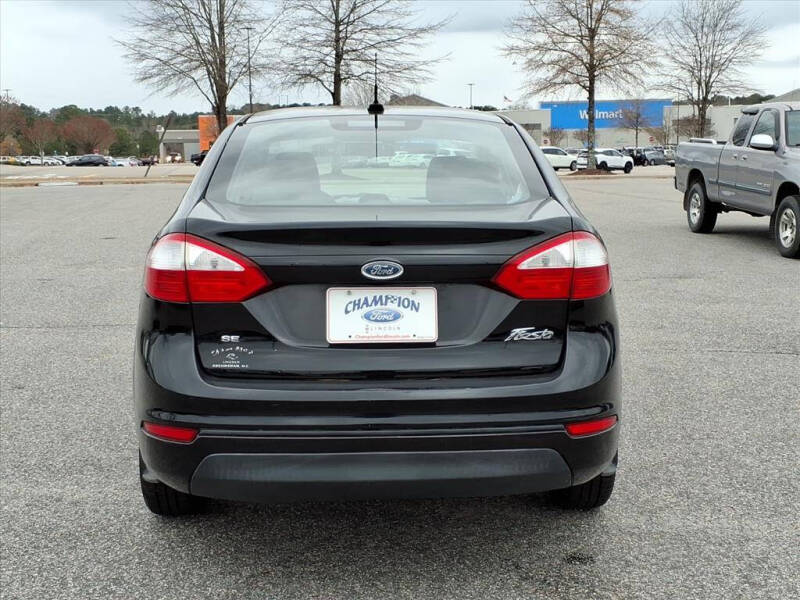 2016 Ford Fiesta SE