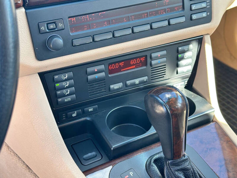 2001 BMW 5 Series 540i