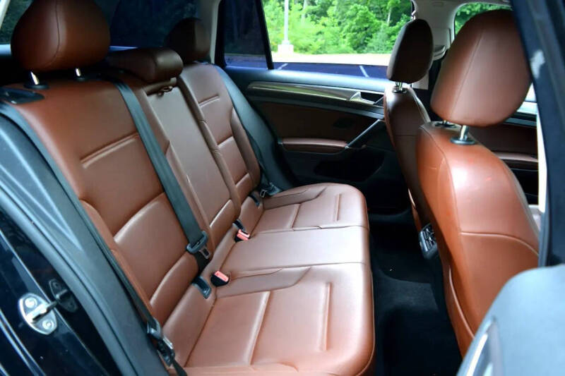 2017 Volkswagen Golf Alltrack TSI S 4Motion