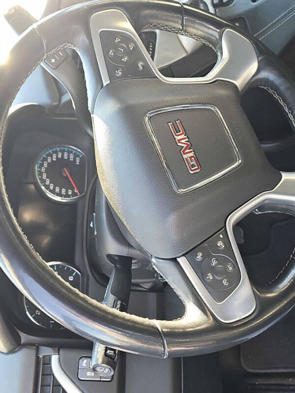 2017 GMC Yukon SLT