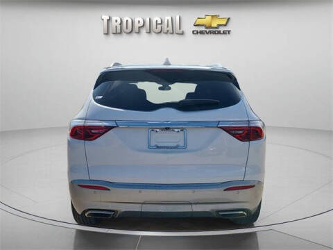 2022 Buick Enclave Essence