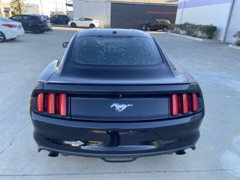 2016 Ford Mustang EcoBoost Premium