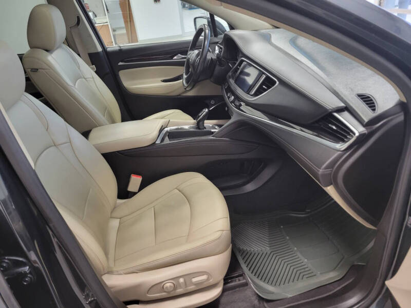 2019 Buick Enclave Essence