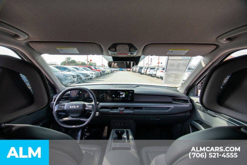 2024 Kia EV9 Light Long Range