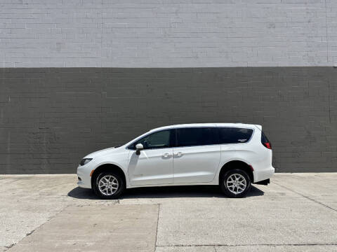 2022 Chrysler Voyager LX