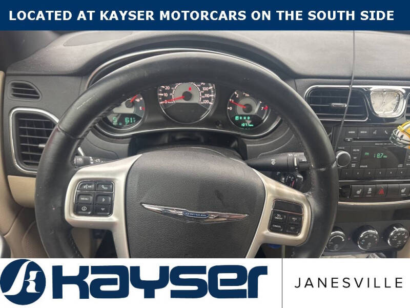 2012 Chrysler 200 Touring