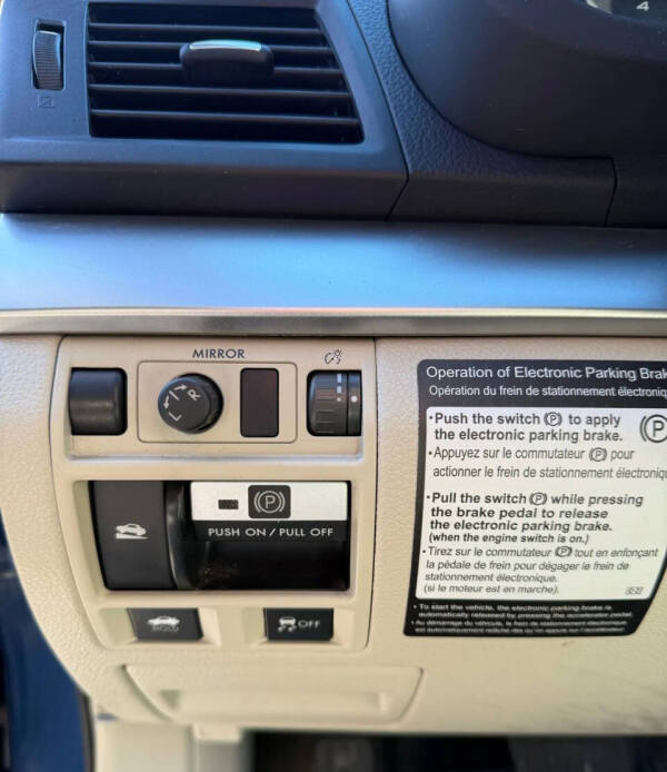 2010 Subaru Legacy 2.5i Premium