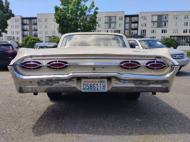 1962 Oldsmobile Starfire