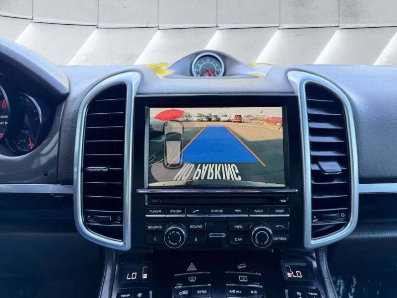2016 Porsche Cayenne