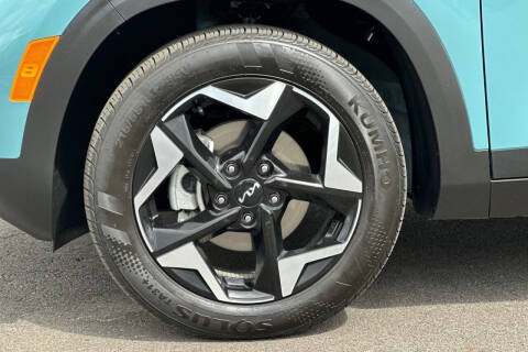 2024 Kia Seltos EX