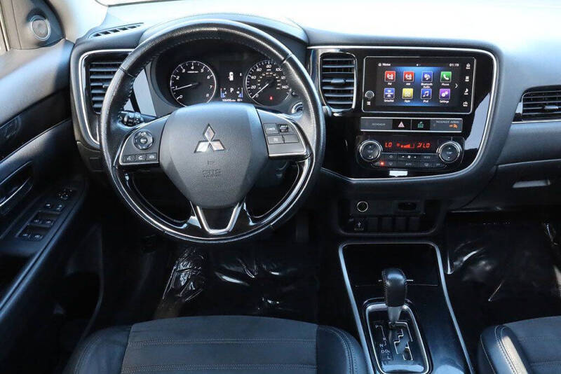 2019 Mitsubishi Outlander SE