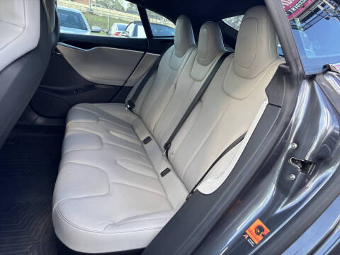 2016 Tesla Model S 70