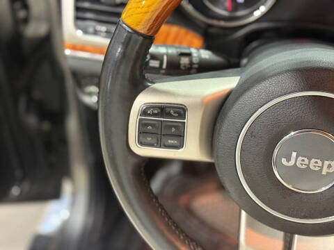 2013 Jeep Grand Cherokee Overland Summit