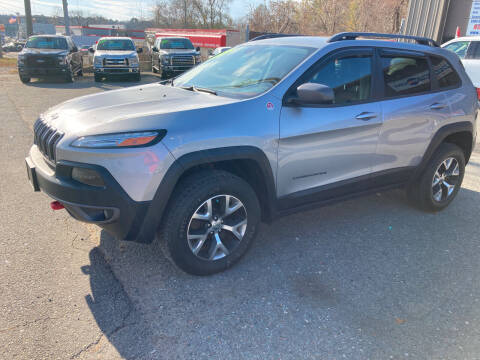 2017 Jeep Cherokee for sale at DC Trust, LLC in Peabody MA