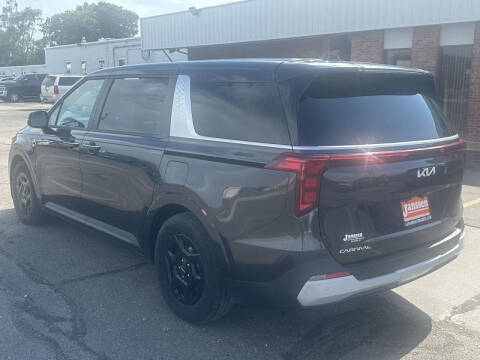 2026 Kia Carnival LXS