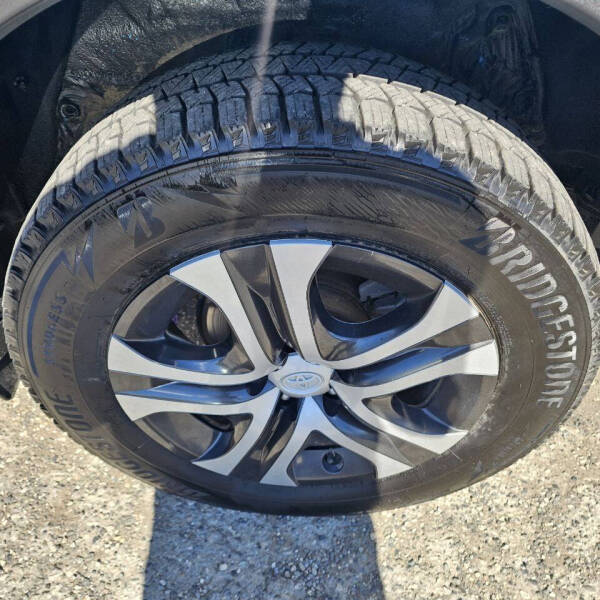2016 Toyota RAV4 LE