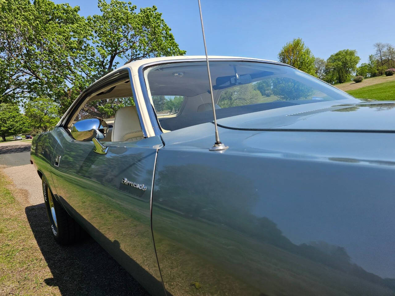 1972 Plymouth Barracuda 32