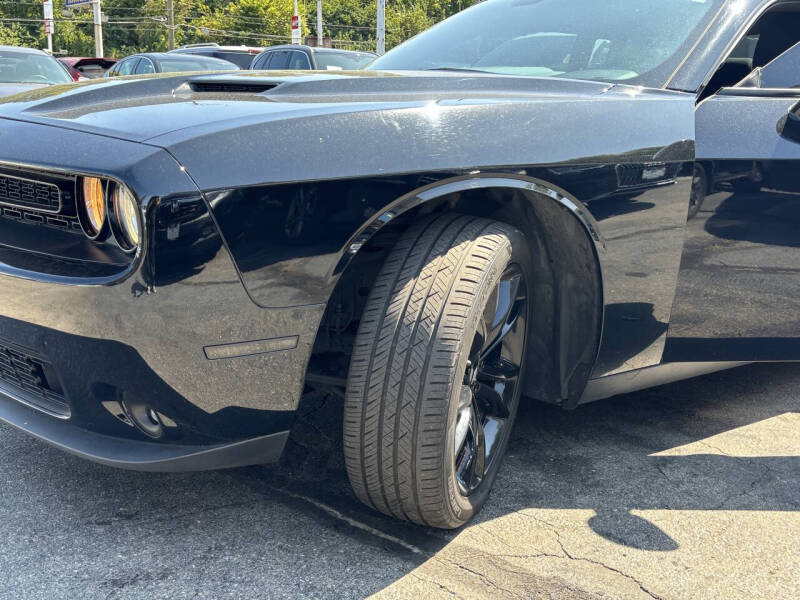 2018 Dodge Challenger SXT