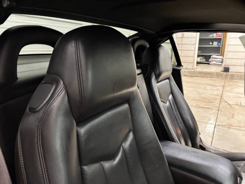 2005 Cadillac XLR