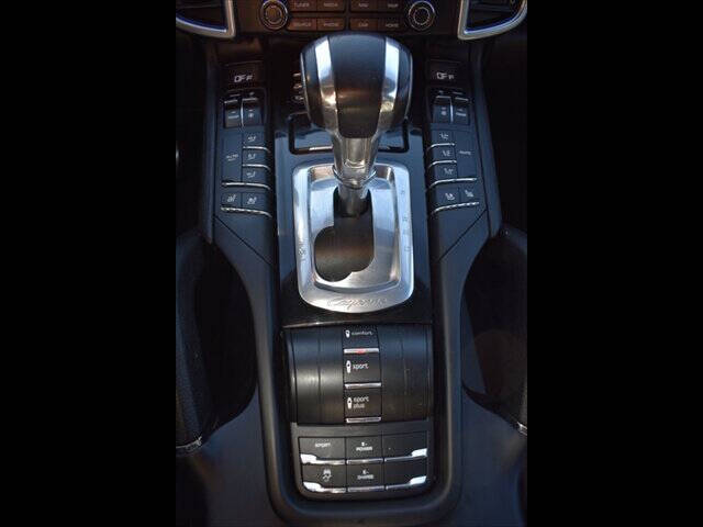 2017 Porsche Cayenne S E-Hybrid