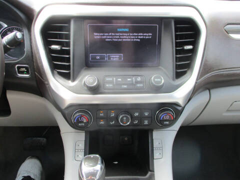 2017 GMC Acadia SLT-1