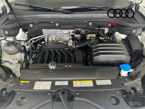 2022 Volkswagen Atlas Cross Sport V6 SEL R-Line 4Motion