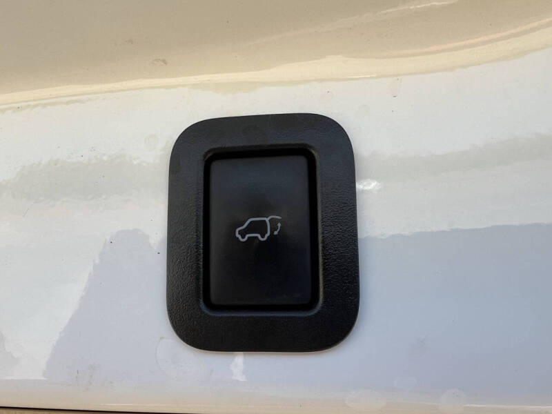 2018 Toyota Highlander Limited Platinum