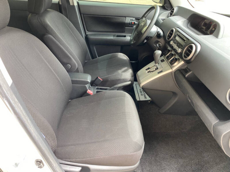 2008 Scion xB