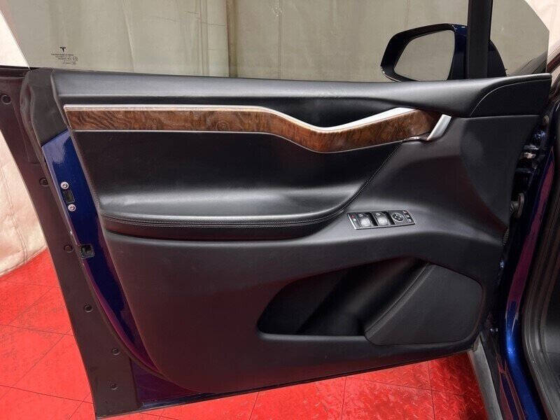 2017 Tesla Model X 75D