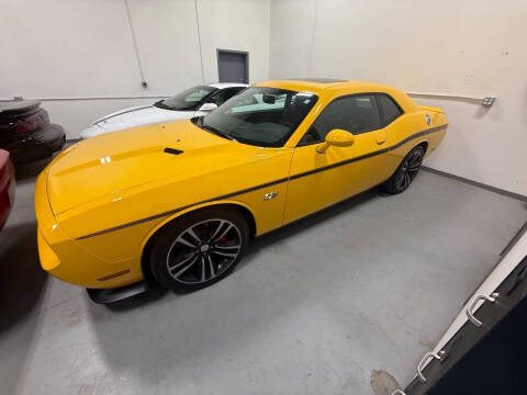 2012 Dodge Challenger SRT8 Yellow Jacket