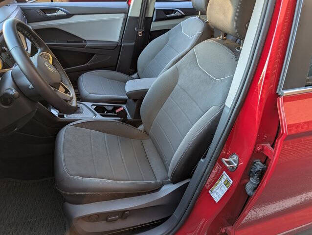 2024 Volkswagen Taos SE