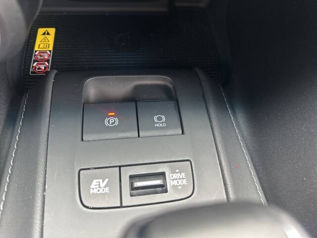 2024 Toyota Venza LE