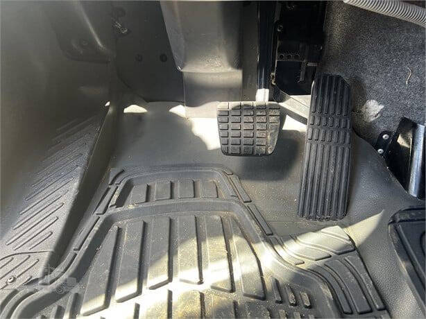 2007 Freightliner M2 106