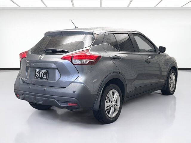 2020 Nissan Kicks S