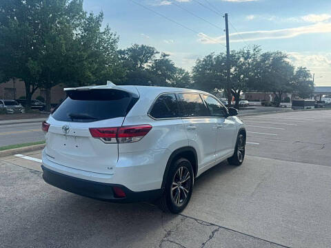 2018 Toyota Highlander LE Plus