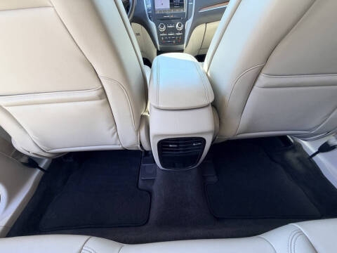 2017 Lincoln MKC Select