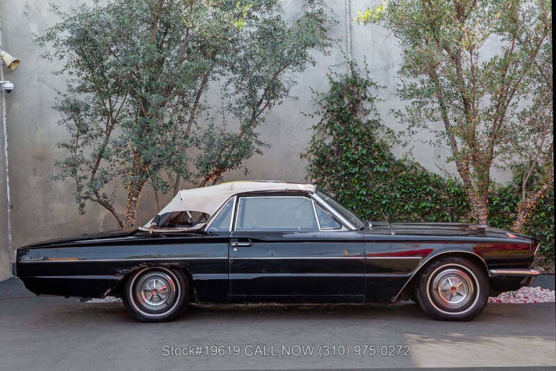 1966 Ford Thunderbird