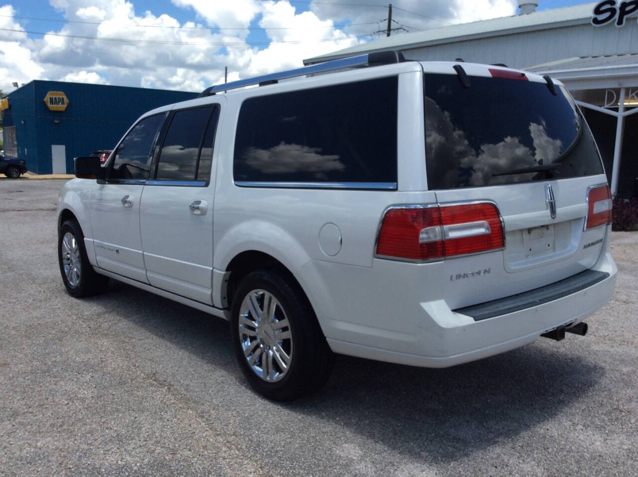 2010 Lincoln Navigator L for sale at SPRINGTIME MOTORS in Huntsville, TX