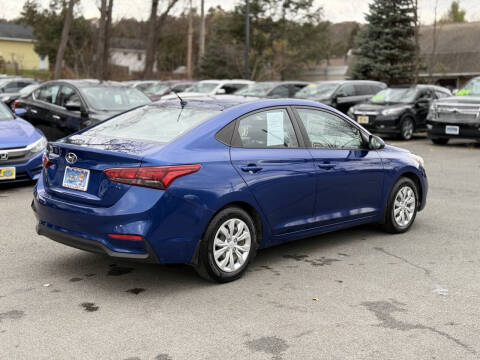 2020 Hyundai Accent SE