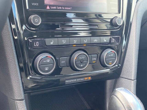 2022 Volkswagen Passat Limited Edition