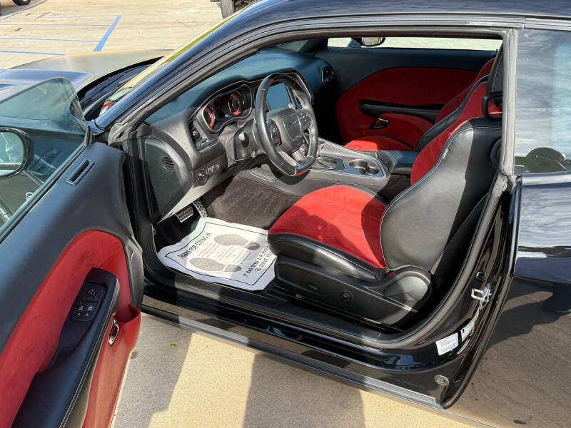 2016 Dodge Challenger SRT Hellcat