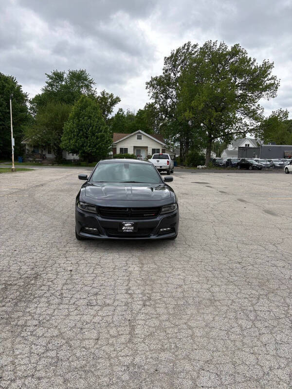 2017 Dodge Charger SXT