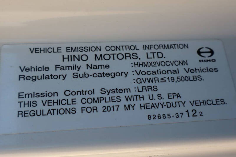 2017 Hino 195