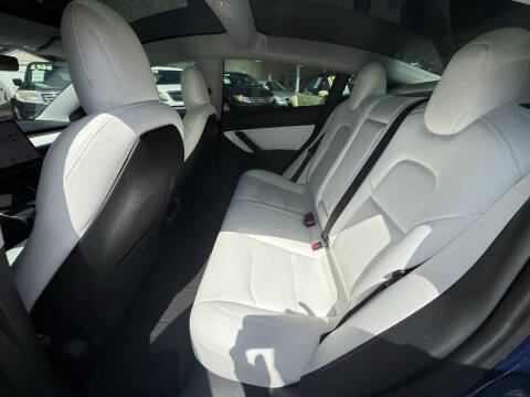 2019 Tesla Model 3 Standard Range Plus